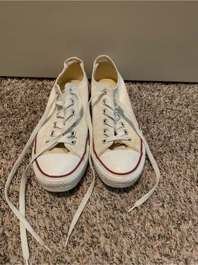 White Classic Converse All Star Low Top Sneakers Size 9